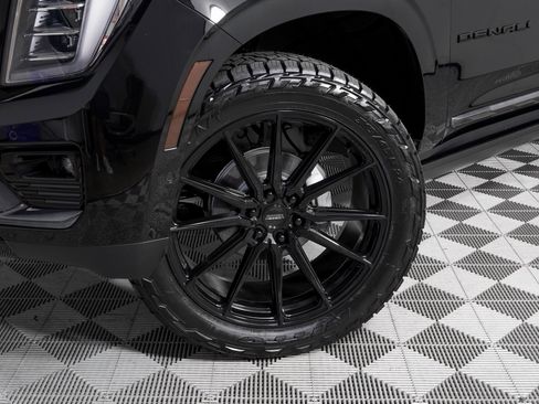 Used 2025 GMC Yukon XL Denali Ultimate image 35