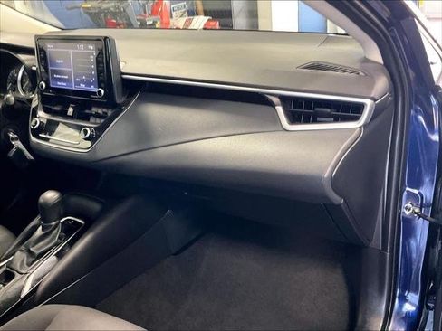 Certified 2022 Toyota Corolla LE FWD image 13