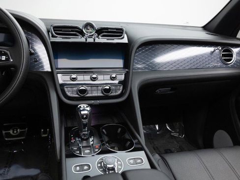 Used 2022 Bentley Bentayga Speed image 14