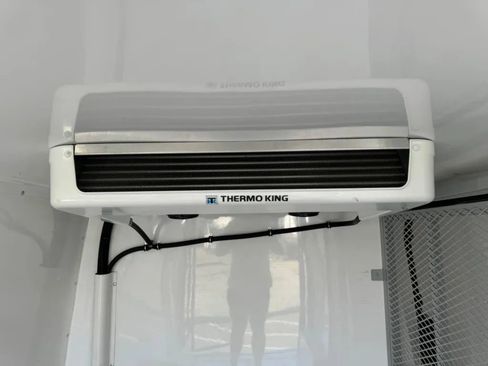 Used 2019 Ford Transit 250 148 Medium Roof image 25