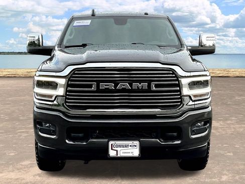 Used 2024 RAM 2500 Laramie AWD/4WD image 2