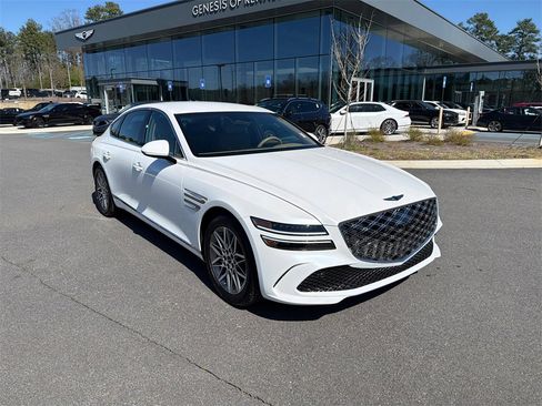 Used 2025 Genesis G80 2.5T image 1