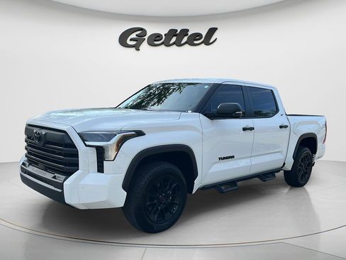 Used 2024 Toyota Tundra SR5 w/ SR5 Convenience Package AWD/4WD image 1