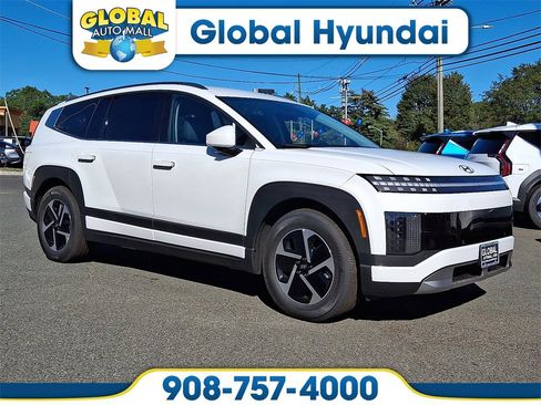 New 2026 Hyundai Ioniq 9 SE image 1