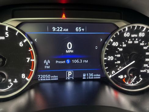 Used 2022 Nissan Altima 2.5 SV FWD image 25