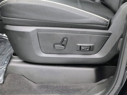 New 2026 RAM 2500 Limited AWD/4WD image 22