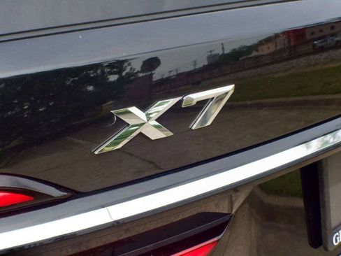 Used 2023 BMW X7 xDrive40i AWD/4WD image 9