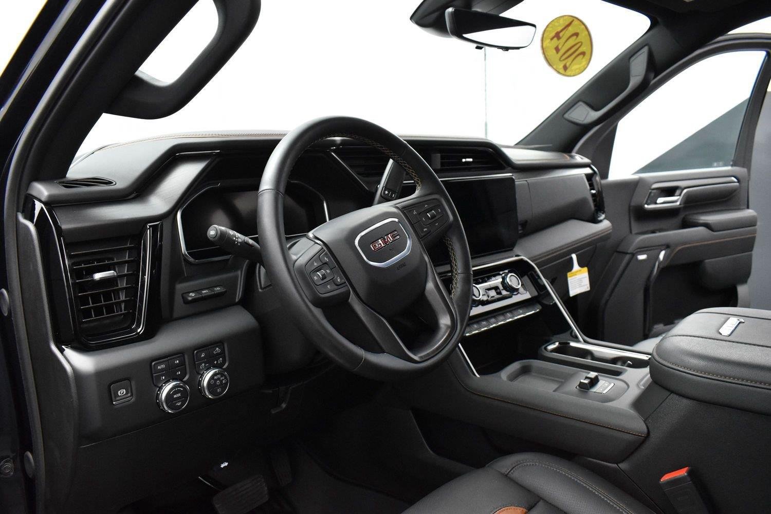 Used 2024 GMC Sierra 2500 AT4 w/ AT4 Premium Plus Package AWD/4WD image 15