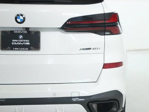 Used 2024 BMW X5 xDrive40i w/ M Sport Package AWD/4WD image 46