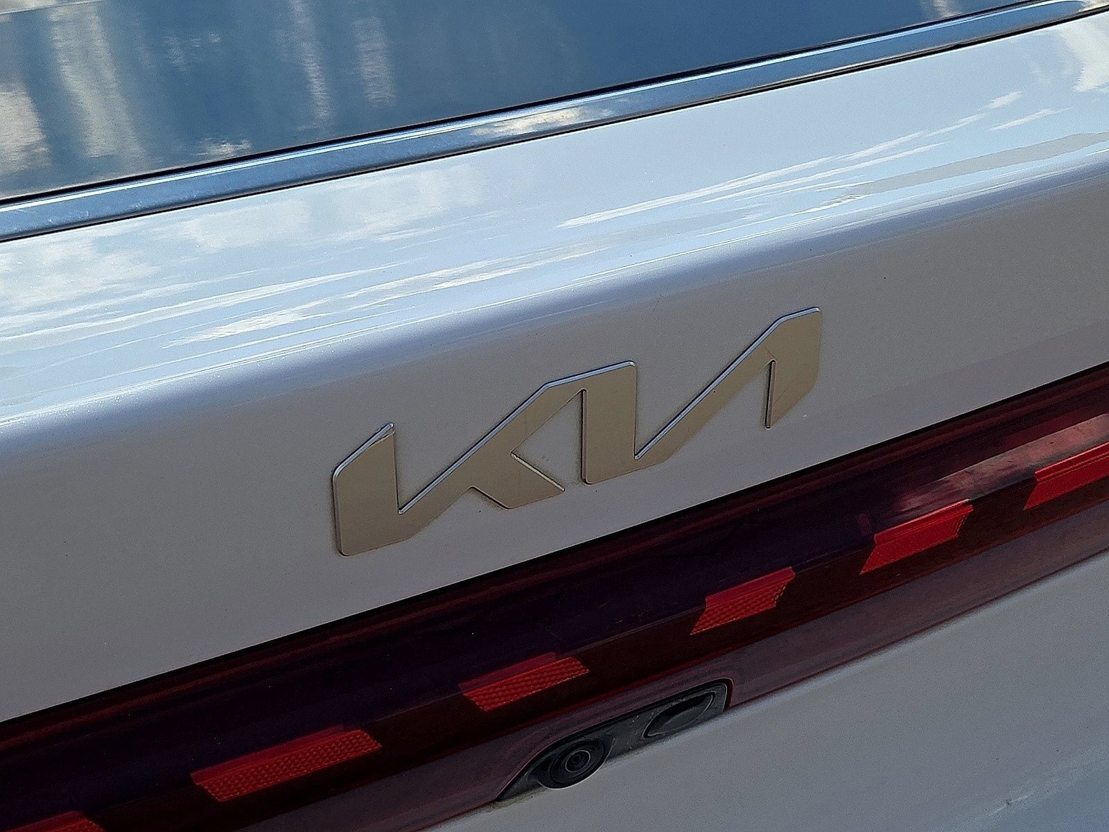 Used 2023 Kia K5 LXS FWD image 12