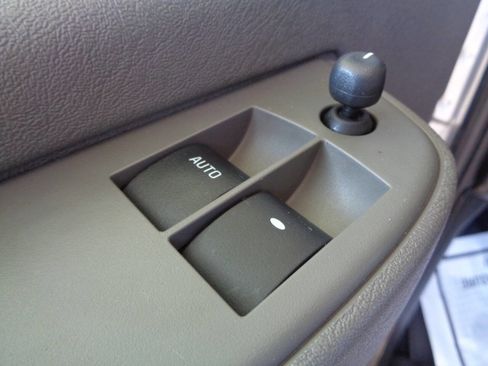 Used 2018 Chevrolet Express 2500 LT w/ LT Preferred Equipment Group image 66