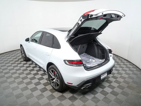 New 2026 Porsche Macan S image 34