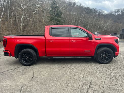 Used 2023 GMC Sierra 1500 Elevation w/ X31 Off-Road Package image 4