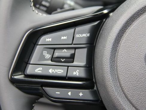 Used 2025 Subaru Forester Premium AWD/4WD image 21