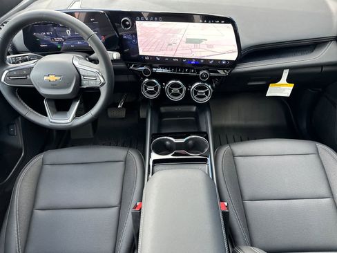 Used 2026 Chevrolet Blazer EV LT image 12