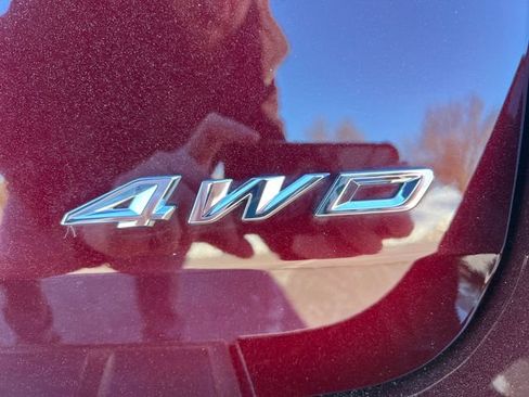 Used 2022 Ford Explorer XLT w/ Equipment Group 202A image 41