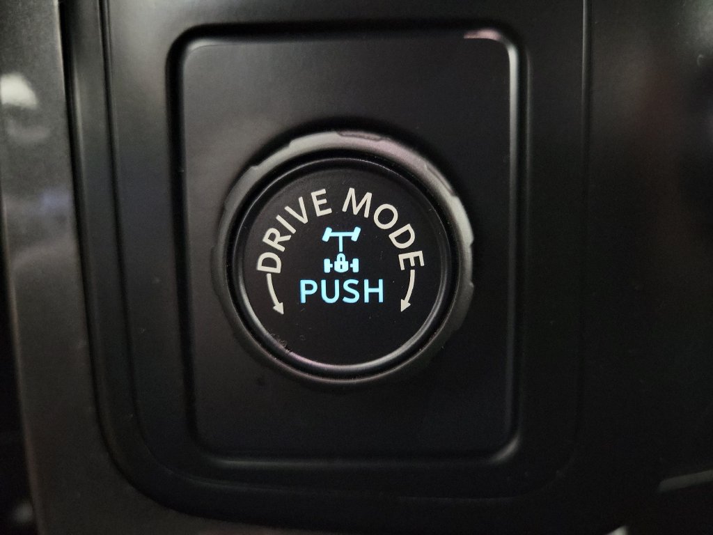 Used 2023 Ford F150 XLT w/ Equipment Group 302A High RWD image 32