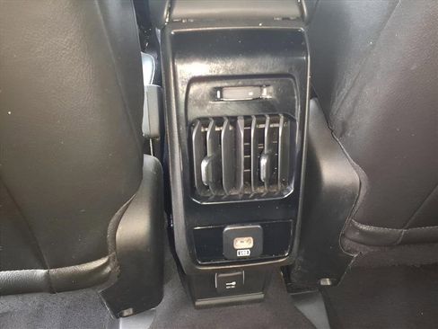 Used 2022 Jeep Compass Limited image 15