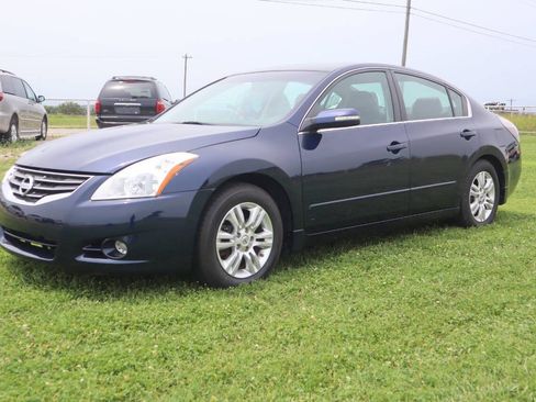 Used 2012 Nissan Altima 2.5 SL w/ 2.5SL Pkg FWD image 1