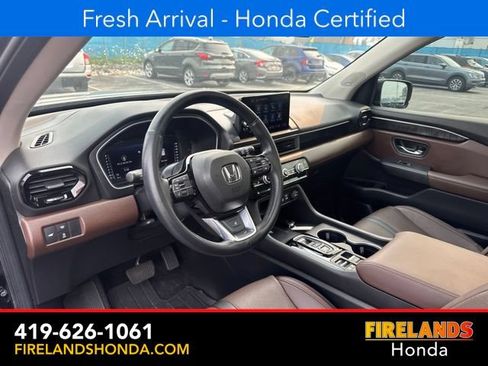 Used 2023 Honda Pilot Elite image 18
