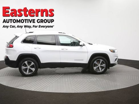 Used 2019 Jeep Cherokee Limited AWD/4WD image 45