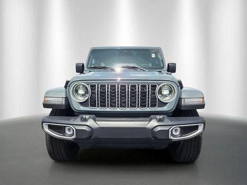 Certified 2025 Jeep Wrangler Unlimited Sahara AWD/4WD image 2