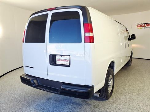 Used 2018 Chevrolet Express 2500 Extended w/ Driver Convenience Package image 7