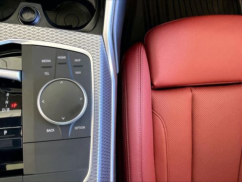 Certified 2025 BMW i4 eDrive40 RWD image 35
