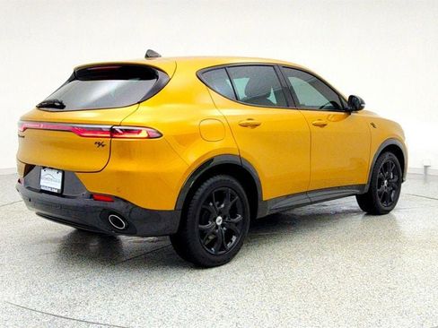 Used 2024 Dodge Hornet R/T w/ R/T Blacktop Package image 5