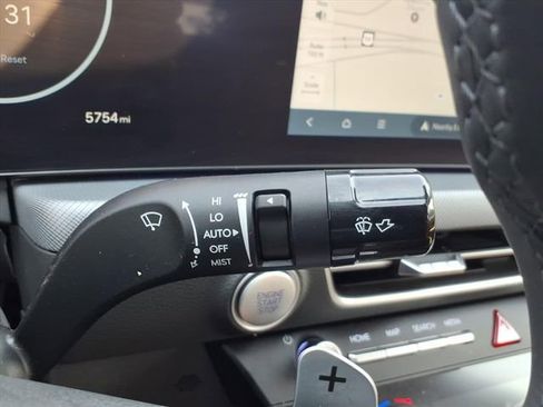 Used 2025 Hyundai Sonata Limited image 27