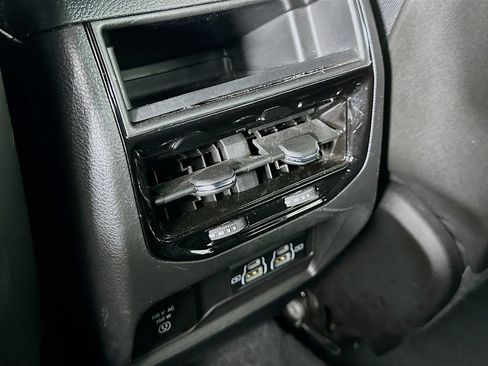 Certified 2024 Jeep Grand Cherokee Altitude AWD/4WD image 37