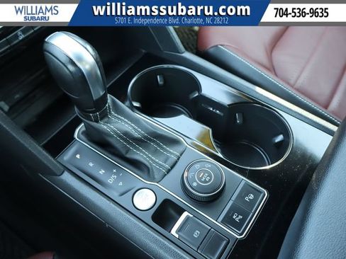 Used 2021 Volkswagen Atlas Cross Sport SEL Premium AWD/4WD image 30