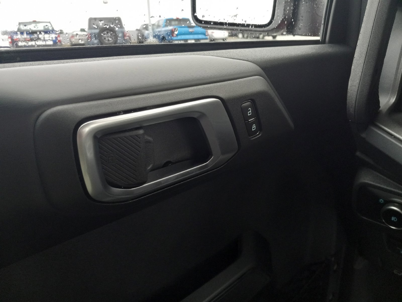 Used 2025 Ford Bronco Badlands AWD/4WD image 24
