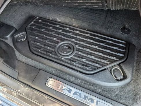 Used 2022 RAM 1500 Limited w/ Body Color Bumper Group AWD/4WD image 31