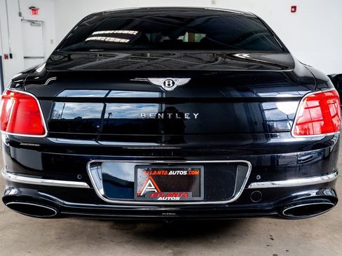 Used 2021 Bentley Flying Spur W12 image 7