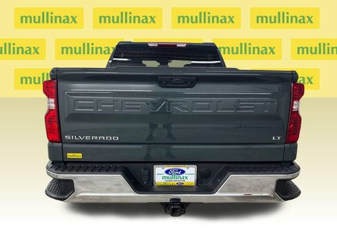 Used 2025 Chevrolet Silverado 1500 LT AWD/4WD image 9