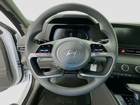 New 2026 Hyundai Elantra SE w/ Cargo Package image 10
