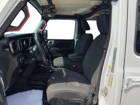 Used 2018 Jeep Wrangler Unlimited Sport S AWD/4WD image 10