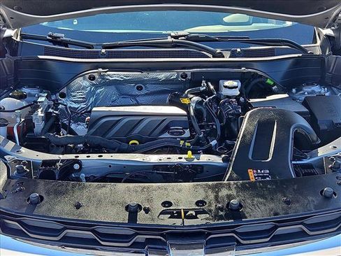 Used 2025 Chevrolet Trax LT w/ LT Convenience Package image 22