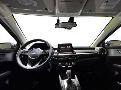 Used 2023 Kia Forte LXS image 13