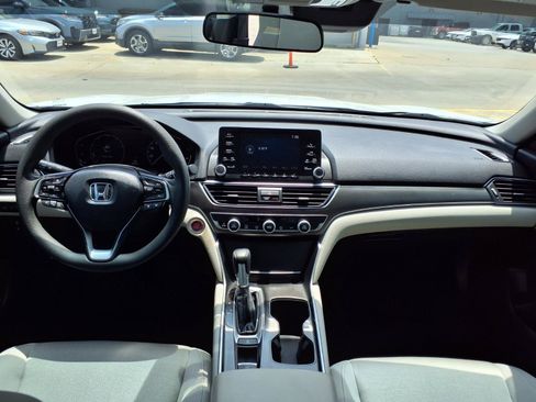 Certified 2020 Honda Accord LX image 13