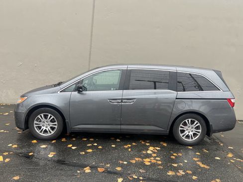 Used 2012 Honda Odyssey EX-L image 3