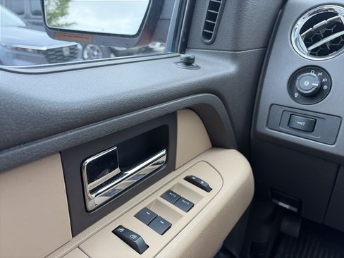 Used 2013 Ford F150 XLT w/ Luxury Equipment Group AWD/4WD image 24