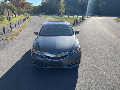 Used 2013 Acura ILX Hybrid w/ Technology Package image 8