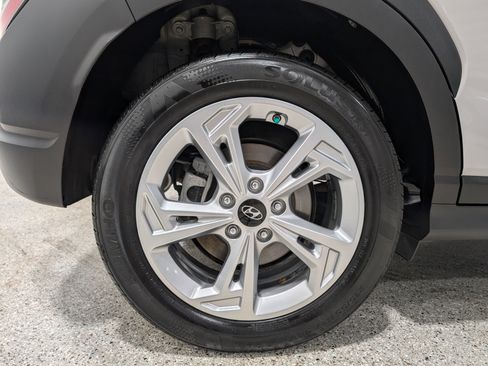 Used 2023 Hyundai Kona SEL image 11