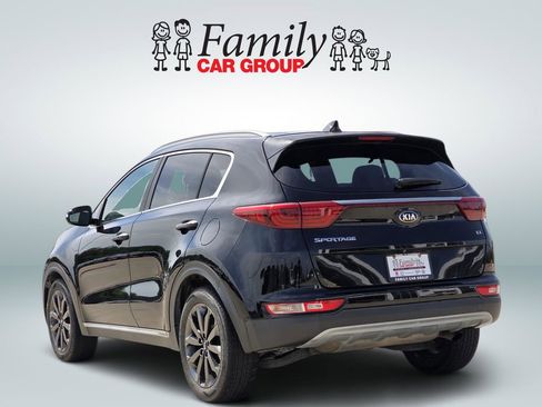 Used 2018 Kia Sportage EX w/ EX Sport Appearance Package FWD image 3