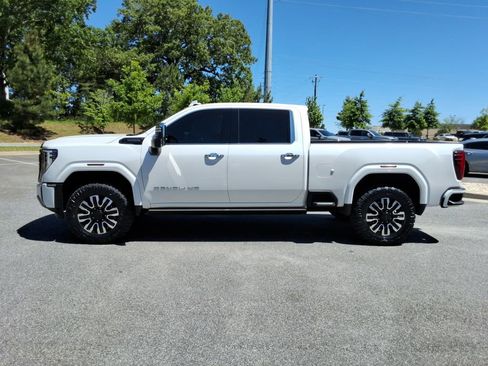 Certified 2024 GMC Sierra 2500 Denali Ultimate AWD/4WD image 8