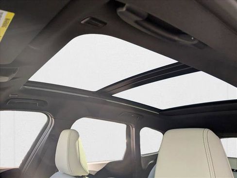 Used 2026 BMW X1 xDrive28i w/ Convenience Package image 17