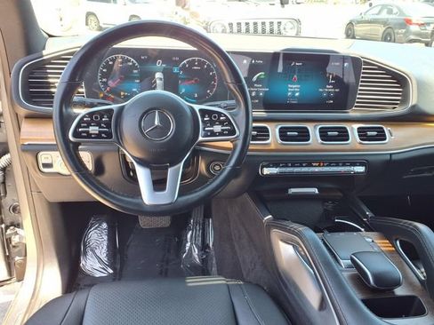 Used 2021 Mercedes-Benz GLE 350 w/ AMG Line Exterior image 9