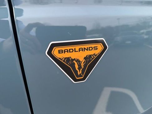 Used 2023 Ford Bronco Badlands AWD/4WD image 8
